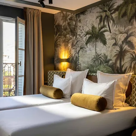 Les Jardins Du Luxembourg Hotel 4*