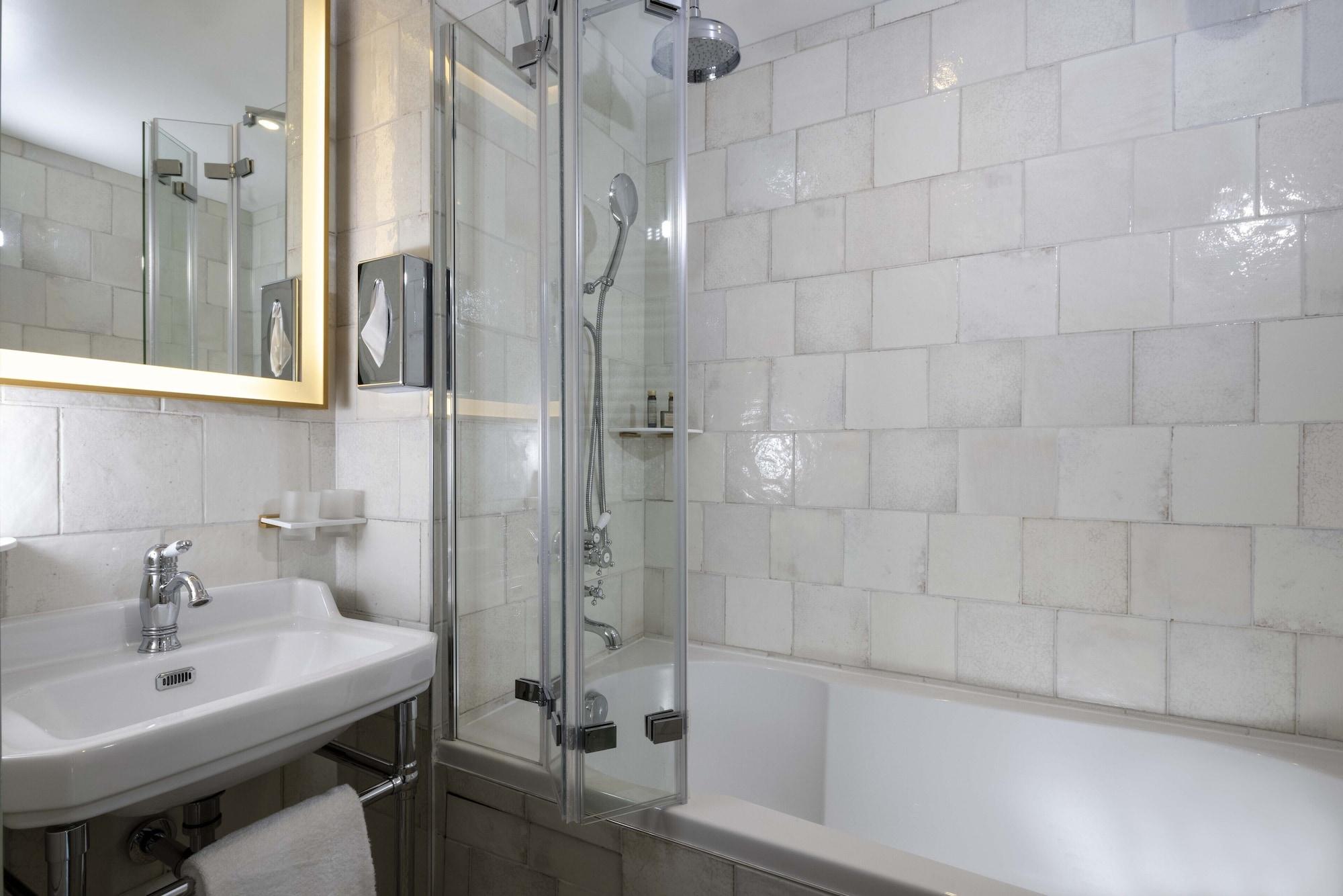 Les Jardins Du Luxembourg Hotel