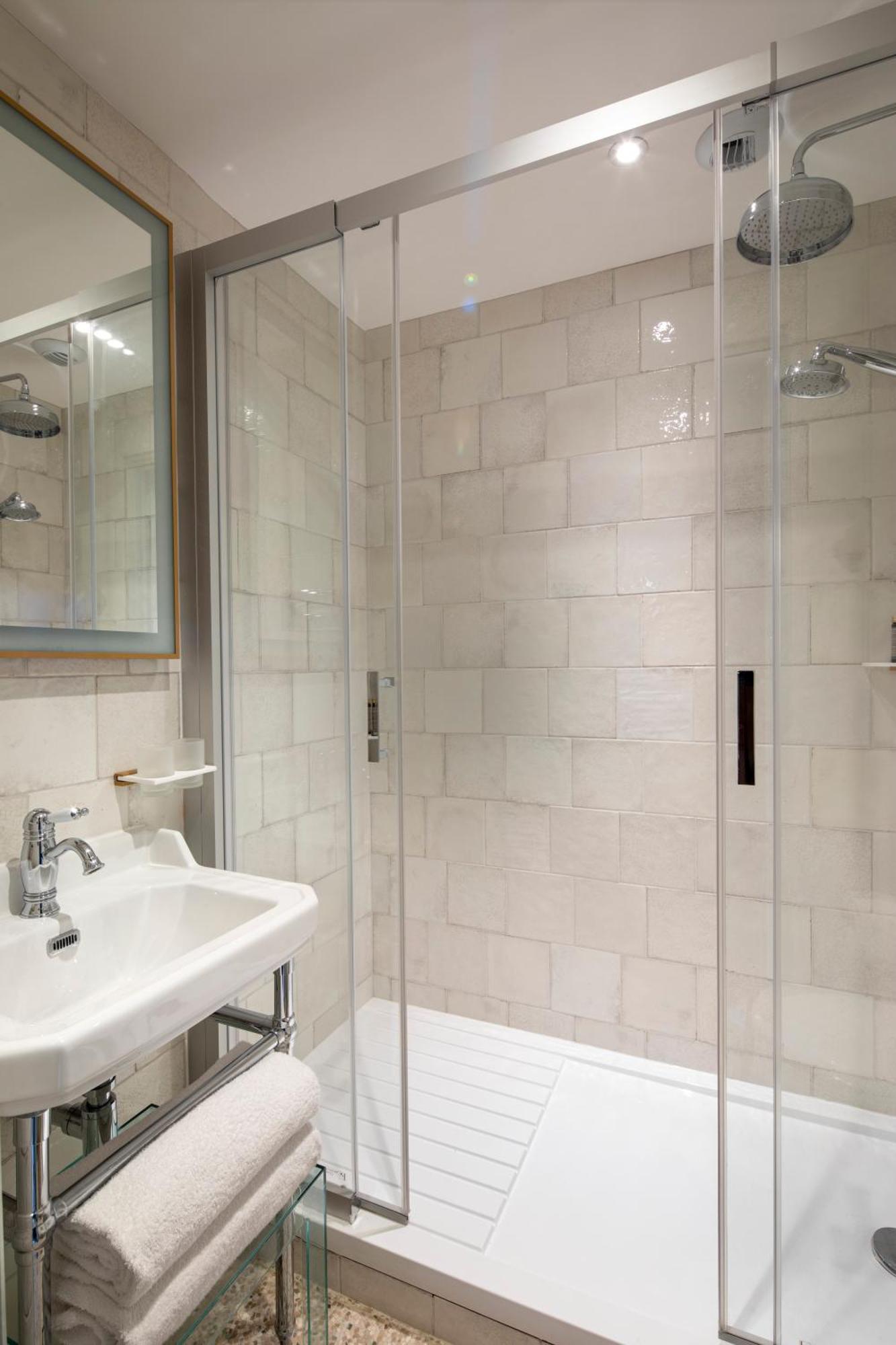 Les Jardins Du Luxembourg 4*