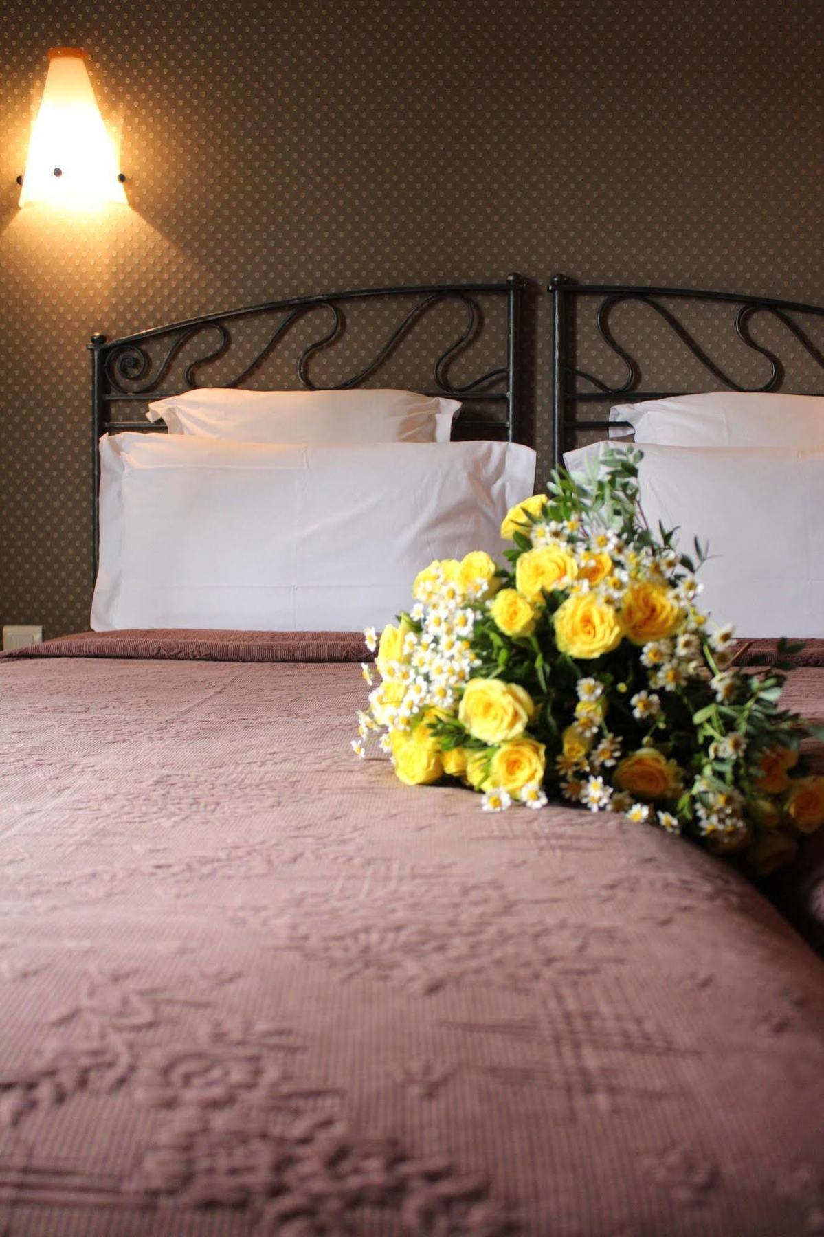 Les Jardins Du Luxembourg Hotel Parigi