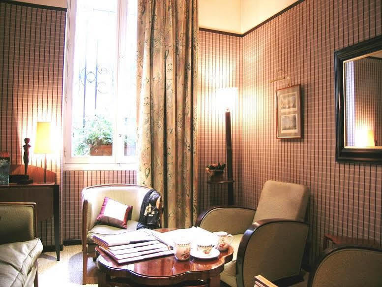 Hotel Les Jardins Du Luxembourg Paris