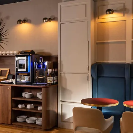 Hotel Les Jardins Du Luxembourg Paris